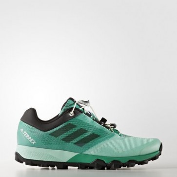 Zapatillas Adidas para mujer terrex trail core verde/core negro/easy verde BB3362-261